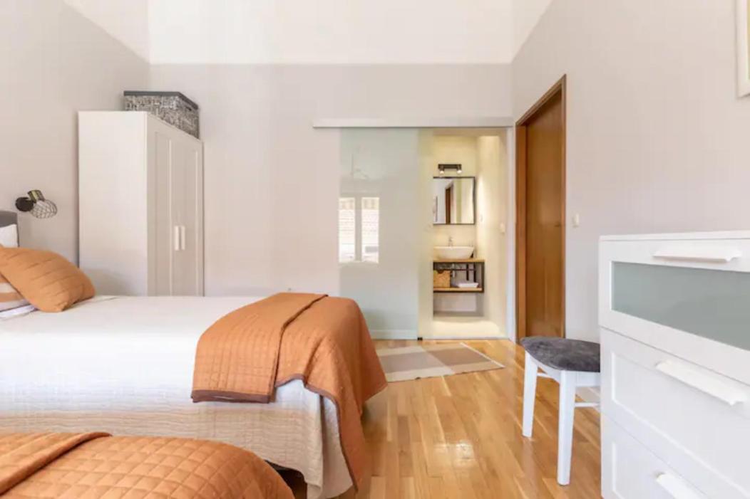 Apartments "Villa Antisin" With Heated Pool 扎达尔 外观 照片