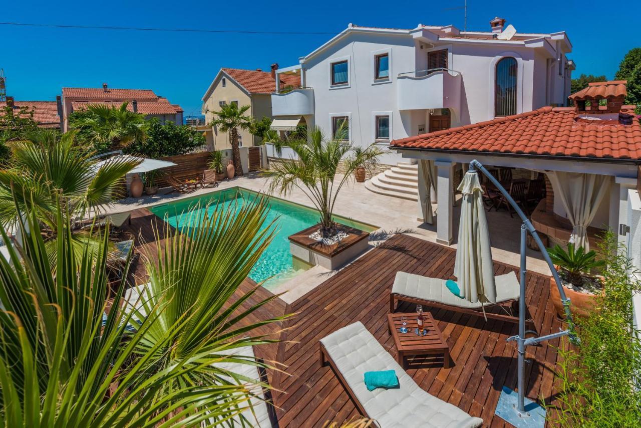 Apartments "Villa Antisin" With Heated Pool 扎达尔 外观 照片