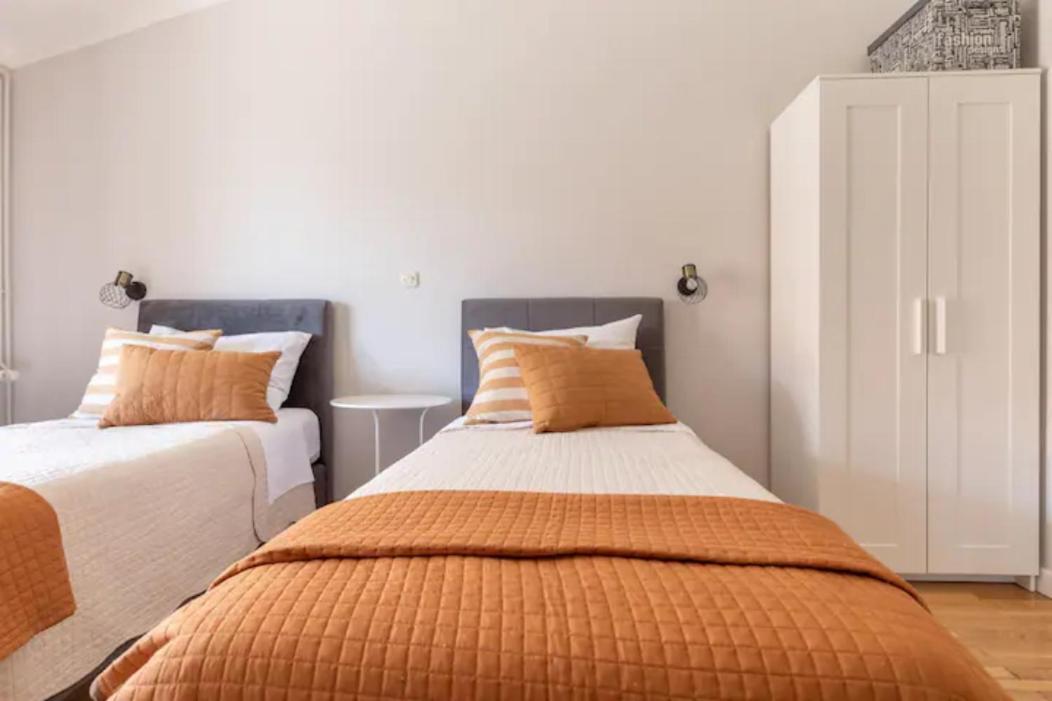 Apartments "Villa Antisin" With Heated Pool 扎达尔 外观 照片