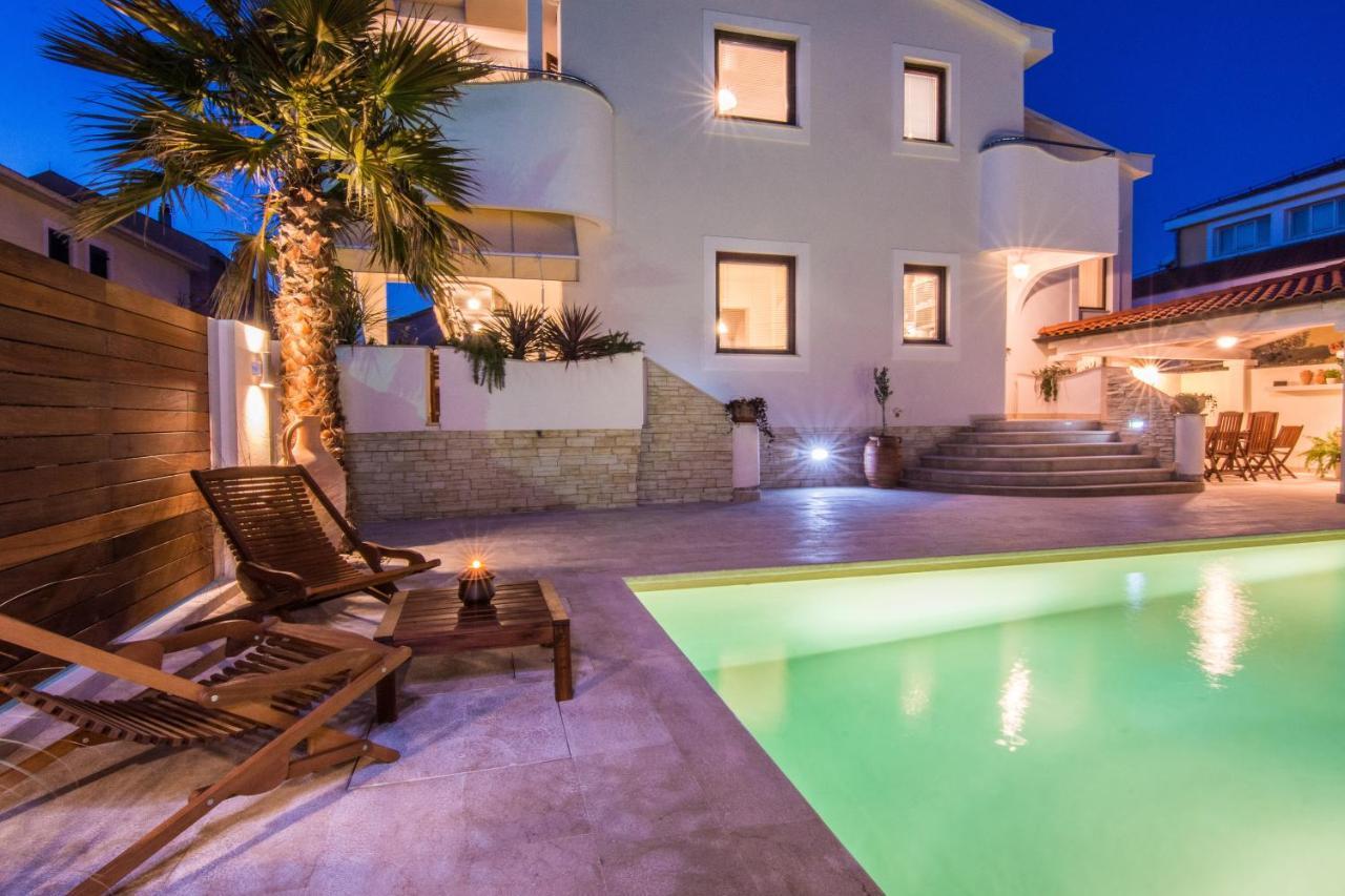 Apartments "Villa Antisin" With Heated Pool 扎达尔 外观 照片