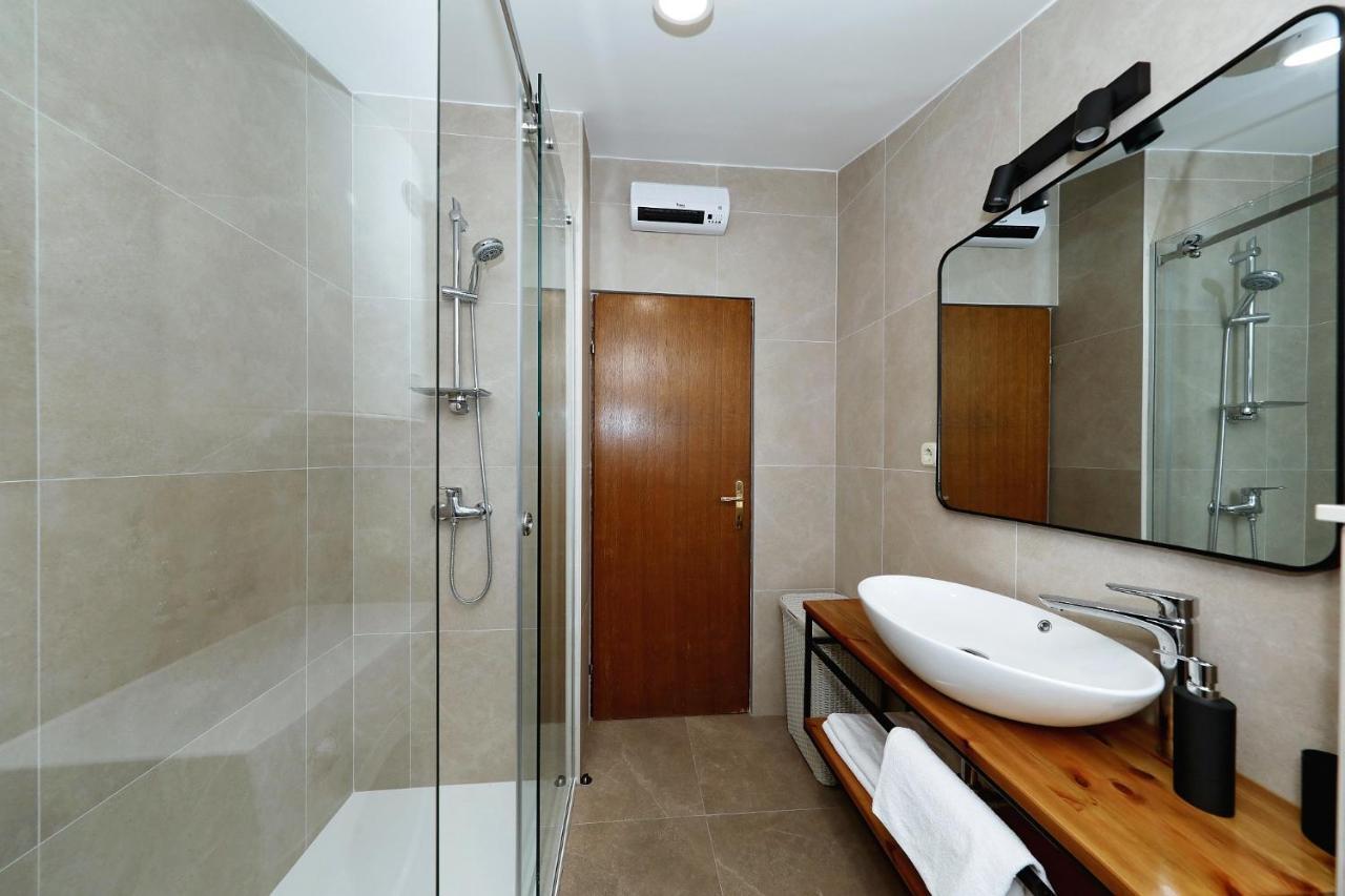 Apartments "Villa Antisin" With Heated Pool 扎达尔 外观 照片
