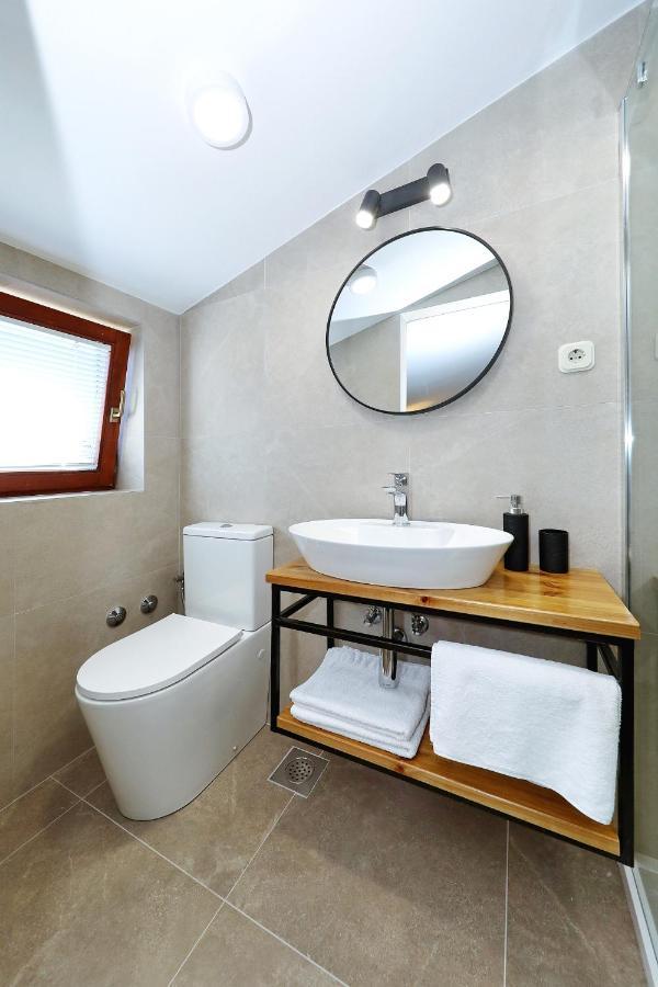 Apartments "Villa Antisin" With Heated Pool 扎达尔 外观 照片