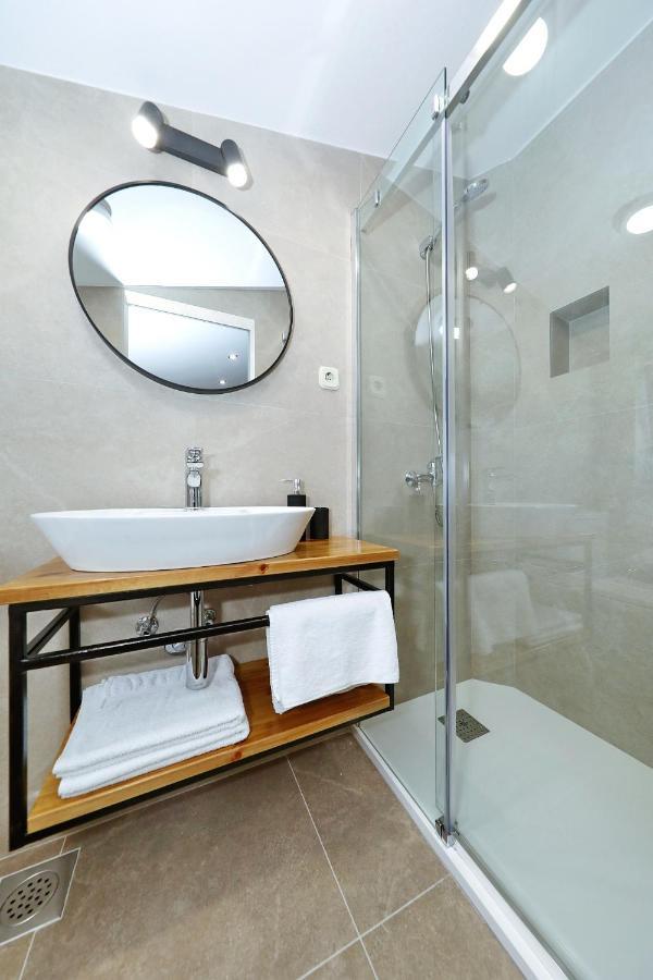 Apartments "Villa Antisin" With Heated Pool 扎达尔 外观 照片