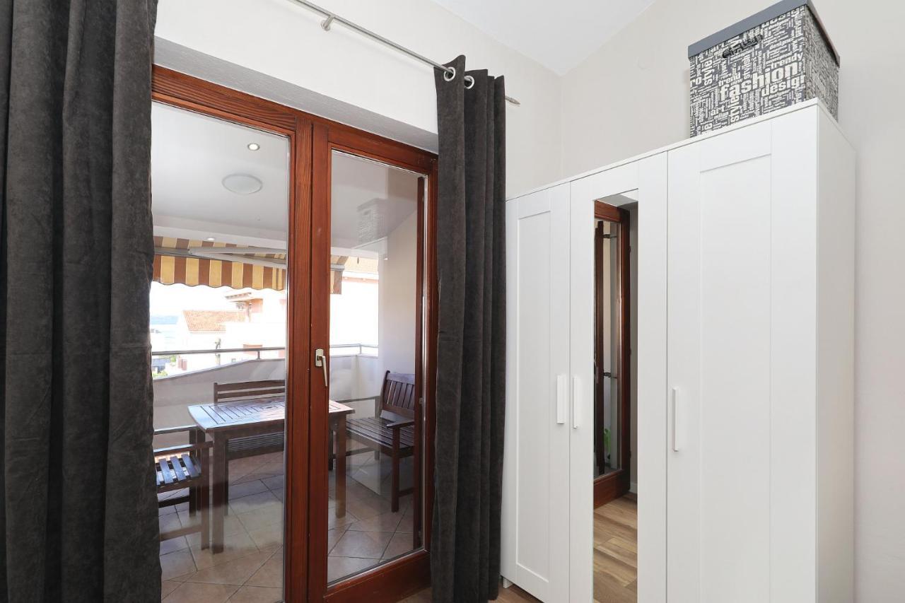 Apartments "Villa Antisin" With Heated Pool 扎达尔 外观 照片
